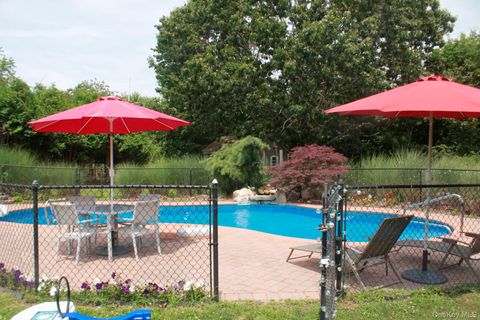 144 Manor Lane Jamesport NY 11901