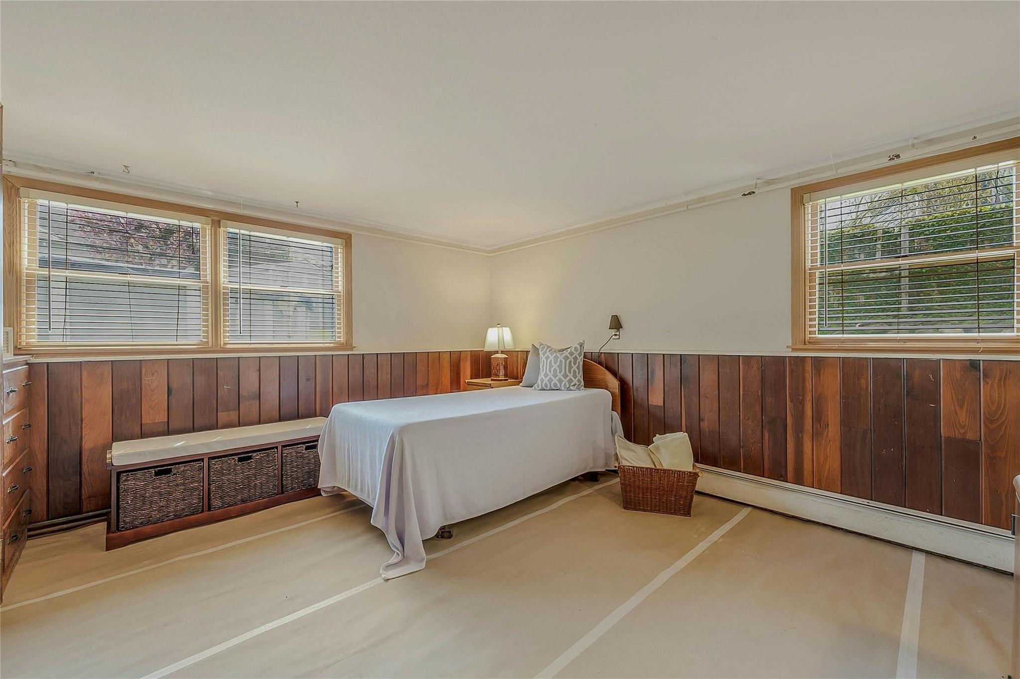 12 Wendover Road, Sayville, New York image 24