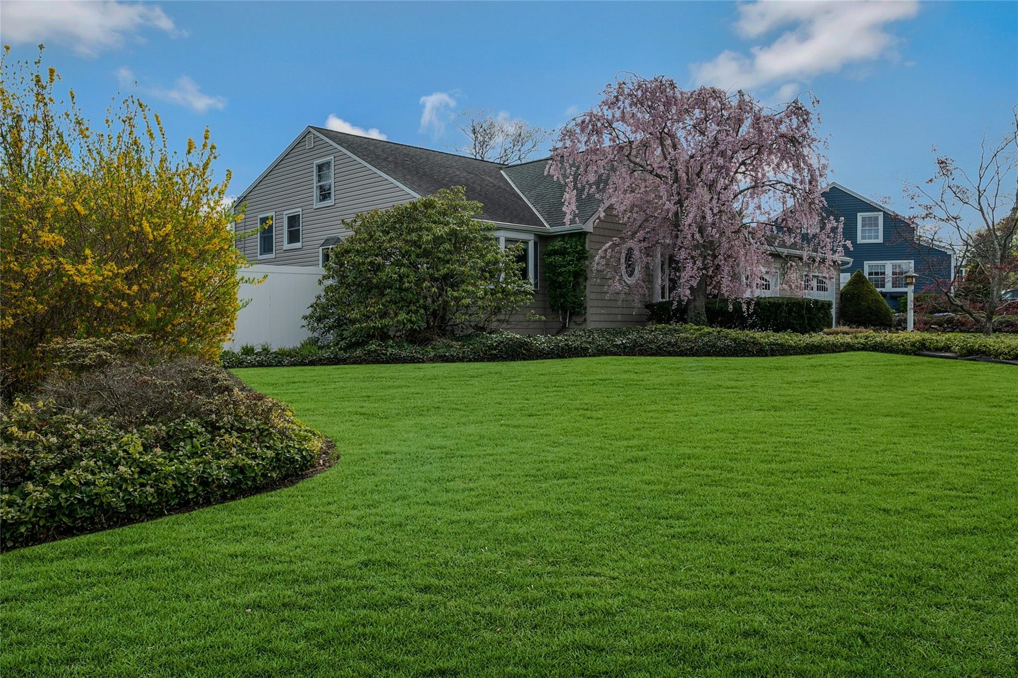 12 Wendover Road, Sayville, New York image 30