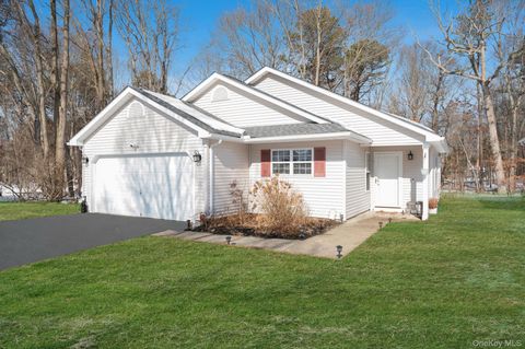 Photo of 2 Greenbriar Court #2, Middle Island, NY 11953 (MLS # 961414)