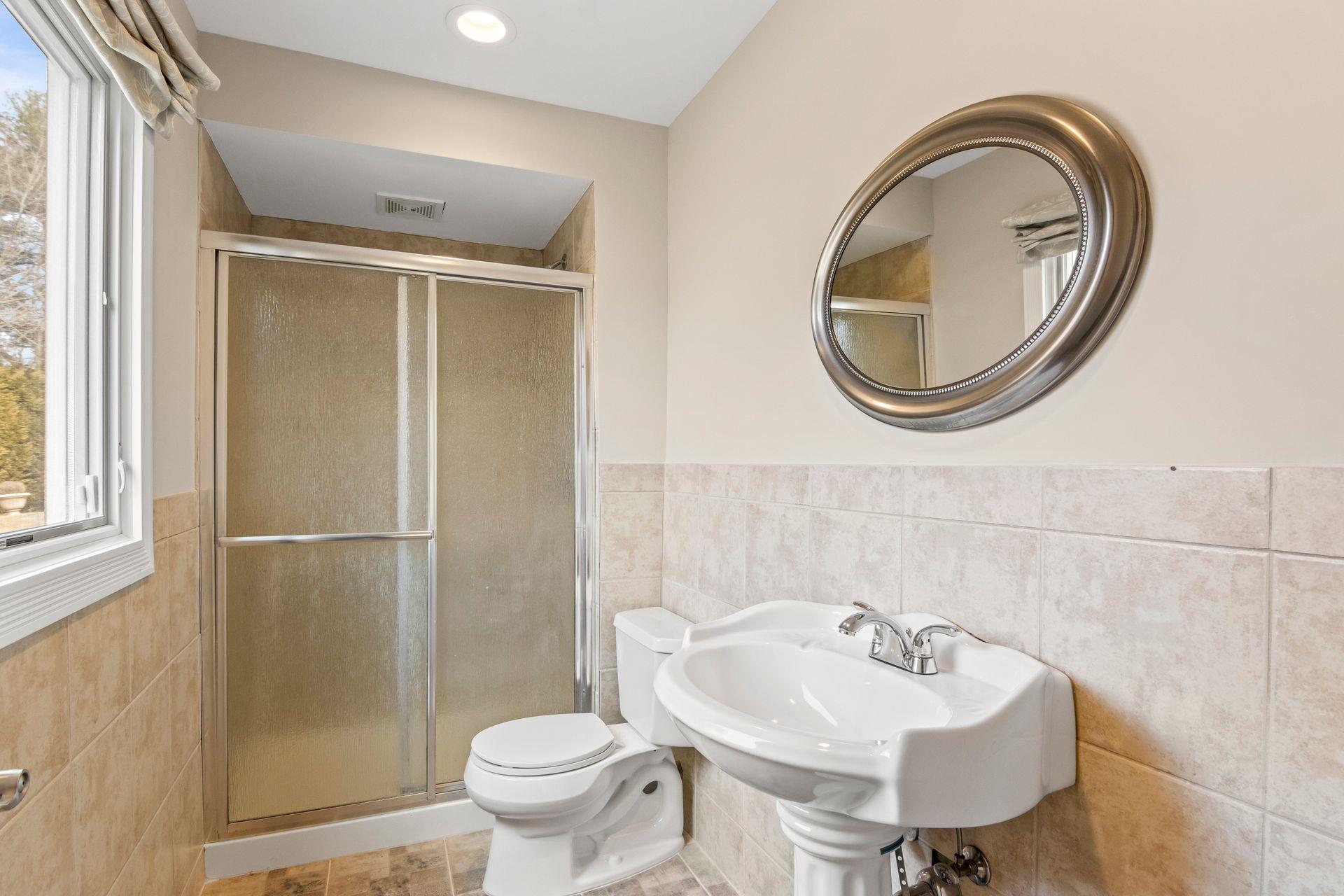 8 N Wildwood Drive, Dix Hills, New York image 23