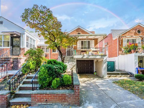Photo of 6737 180th Street, Fresh Meadows, NY 11365 (MLS # 919900)
