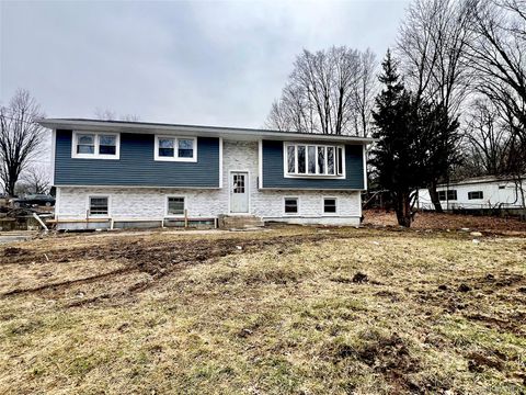 37 California Drive Middletown NY 10940