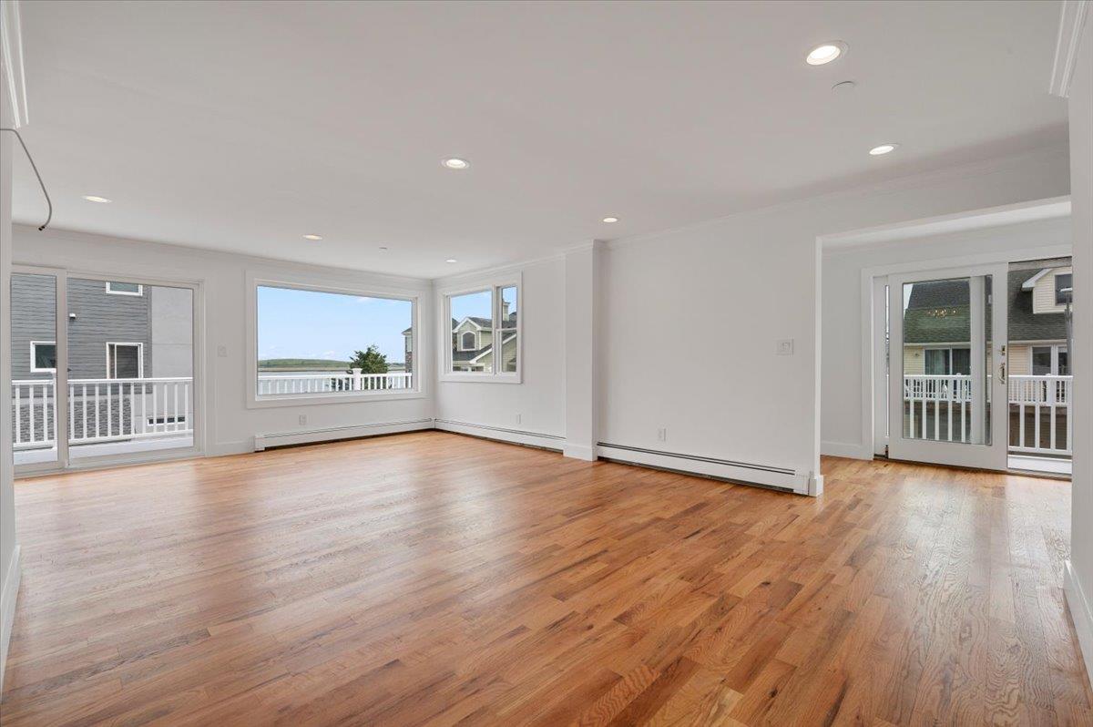 85 Dalton Street, Long Beach, New York image 12