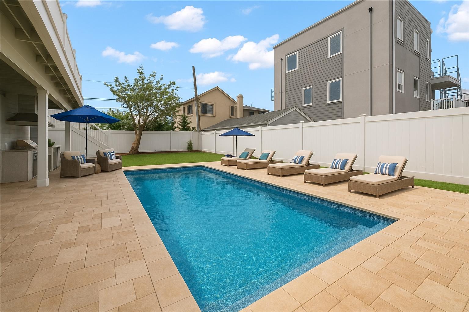 85 Dalton Street, Long Beach, New York image 23