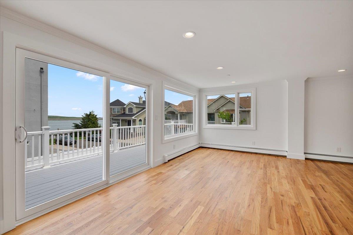 85 Dalton Street, Long Beach, New York image 43