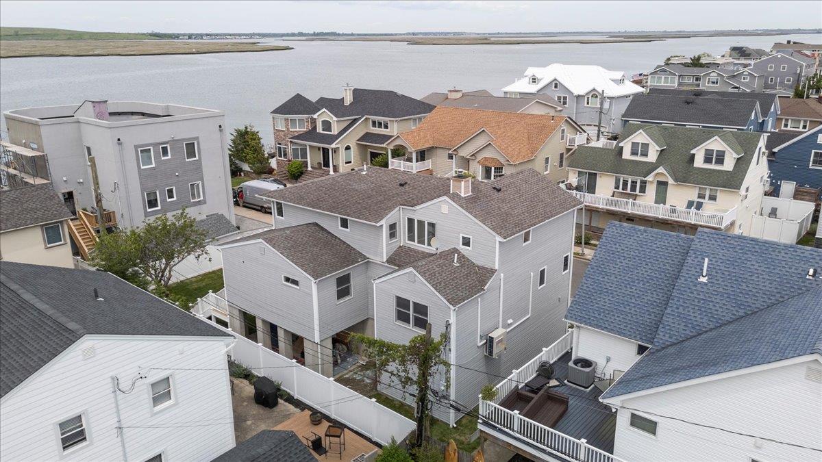 Long Beach, New York 11561, United States, 5 Bedrooms Bedrooms, ,4 BathroomsBathrooms,Residential,Coming Soon,137225