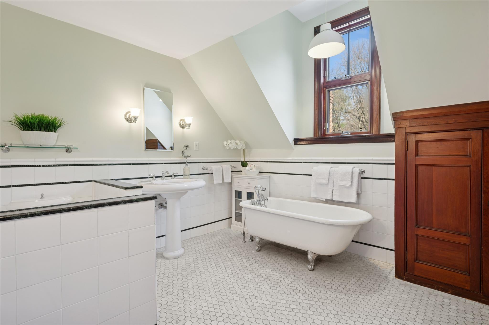 130 Washington Avenue, Dobbs Ferry, New York image 36