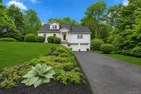 Homes For Sale - 440 Cases Lane<br/> Cutchogue, NY 11935