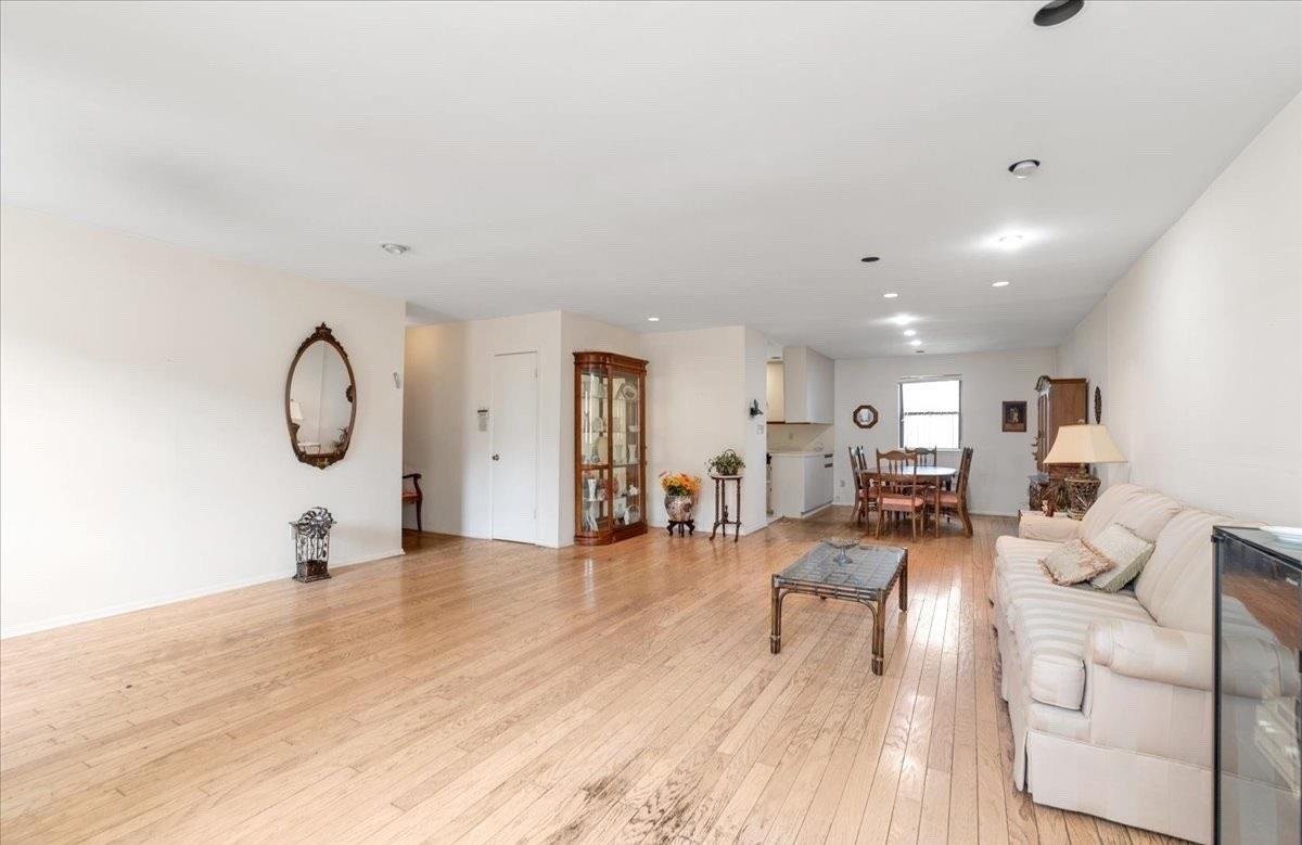 9 Everit Avenue #A10,11, Hewlett, New York image 6