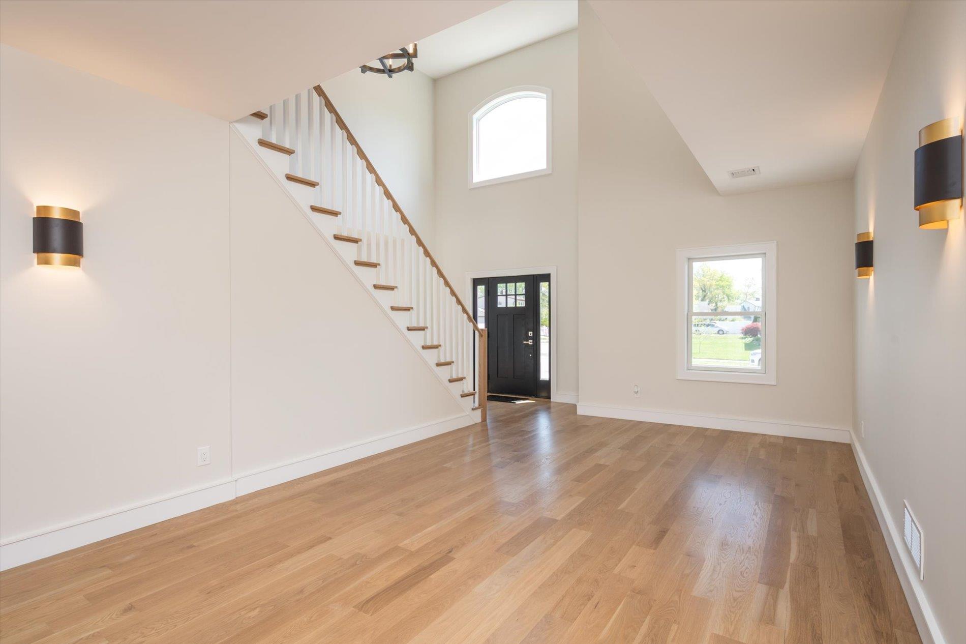 60 Ramble Lane, Levittown, New York image 6