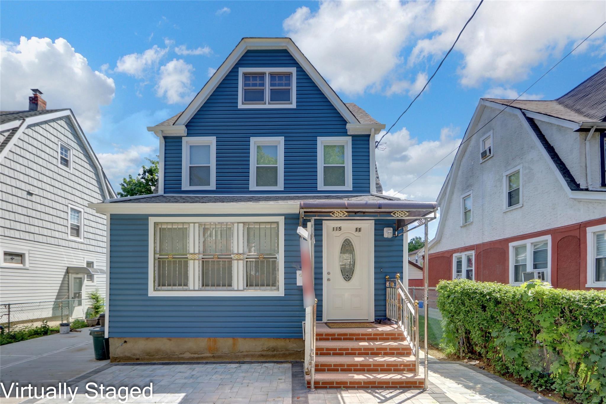 173rd Street, Addisleigh Park, Queens, NY - 4 Bedrooms  
2 Bathrooms  
10 Rooms - 