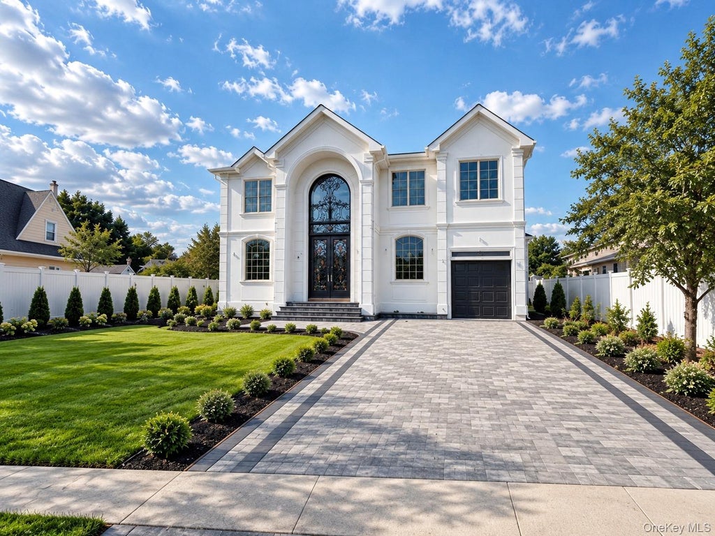 Photo of 27 Poppy Lane Ln, Levittown, NY 11756 (MLS # 1045014)