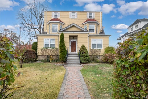 Multifamily For Sale - 29-31 Edgewood Park<br/> New Rochelle, NY 10801