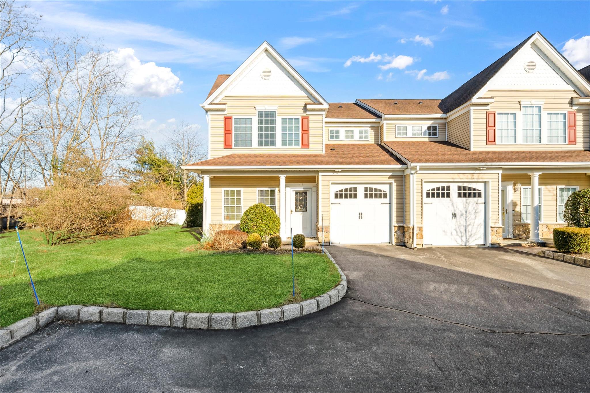 14 Meadow Court, Oakdale, New York image 30