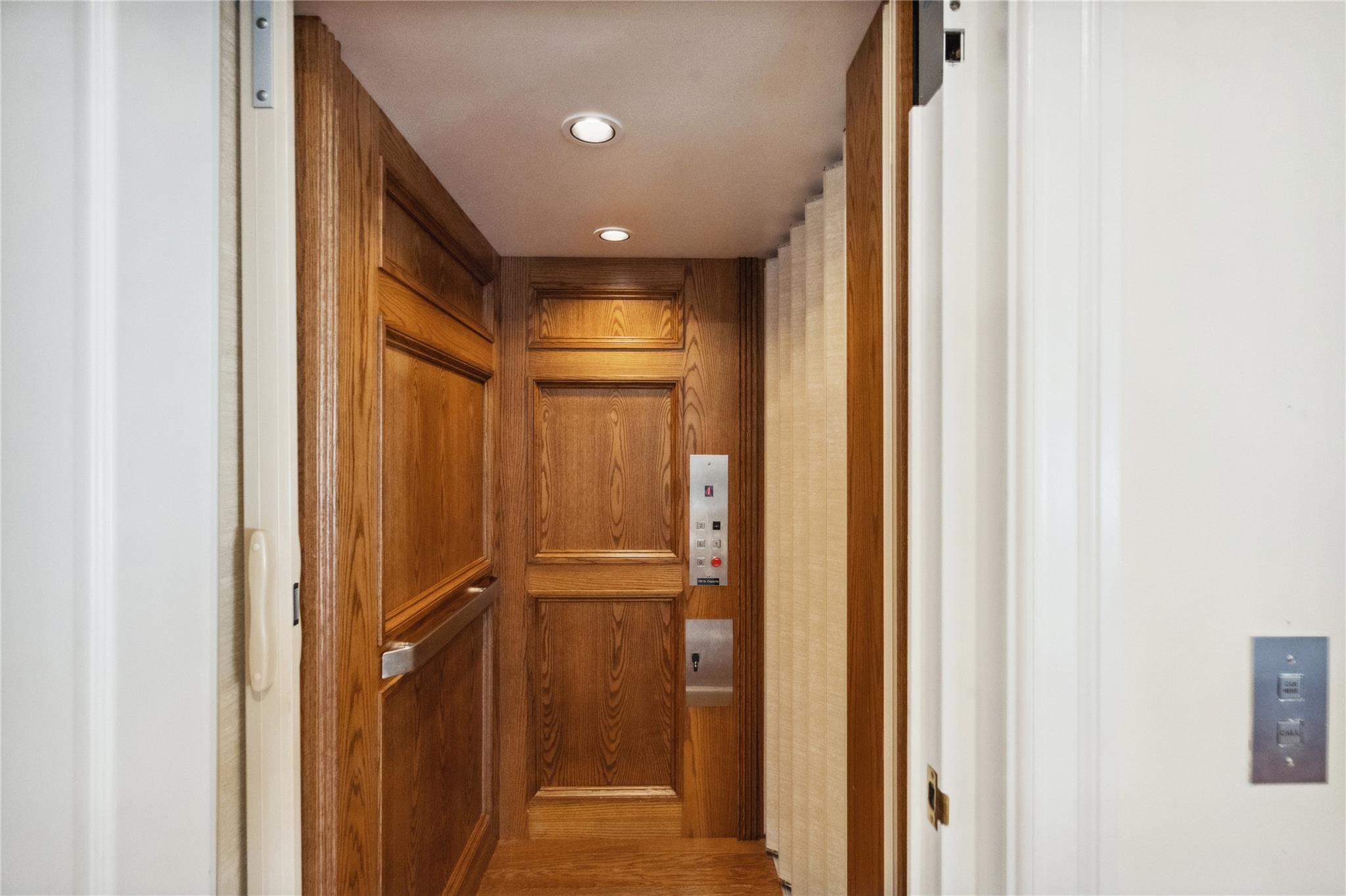 14 Meadow Court, Oakdale, New York image 8
