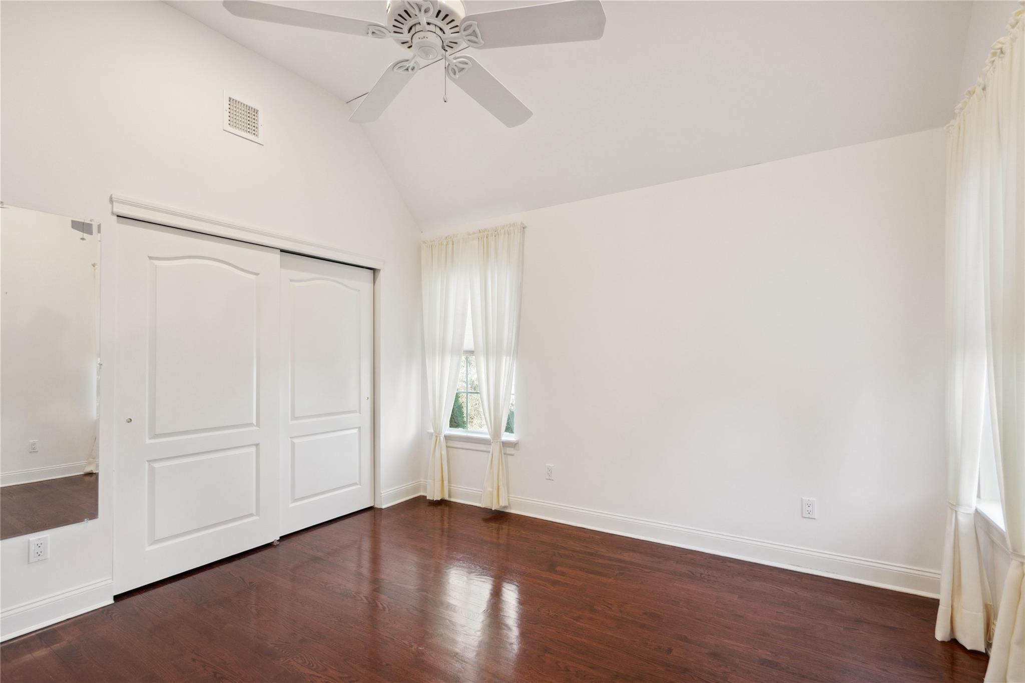14 Meadow Court, Oakdale, New York image 20
