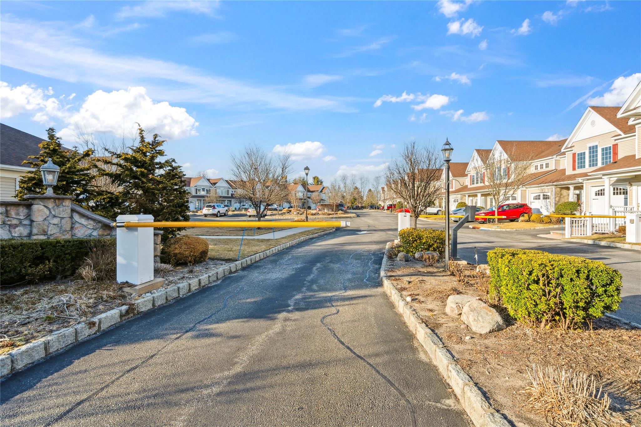 14 Meadow Court, Oakdale, New York image 32