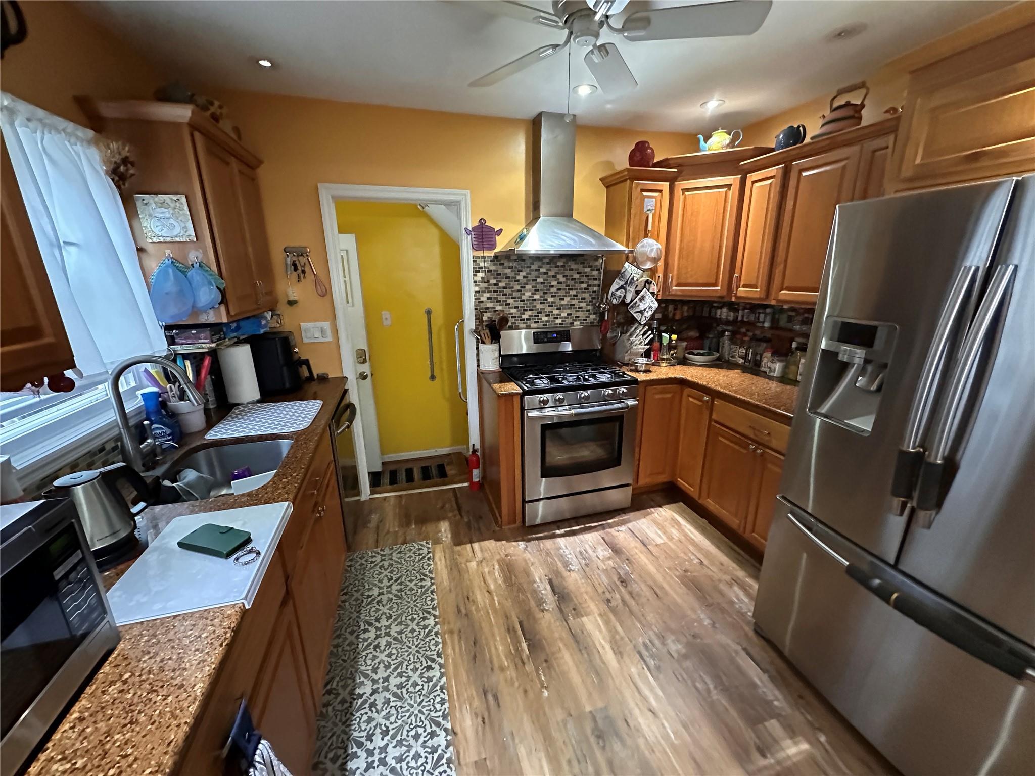 65 Stephen Place Pl, Valley Stream, New York image 8