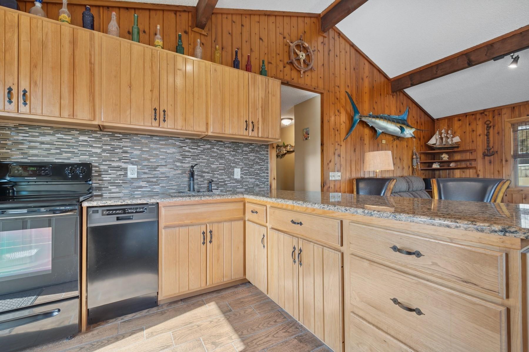 18 Hoppin Avenue, Montauk, New York image 11