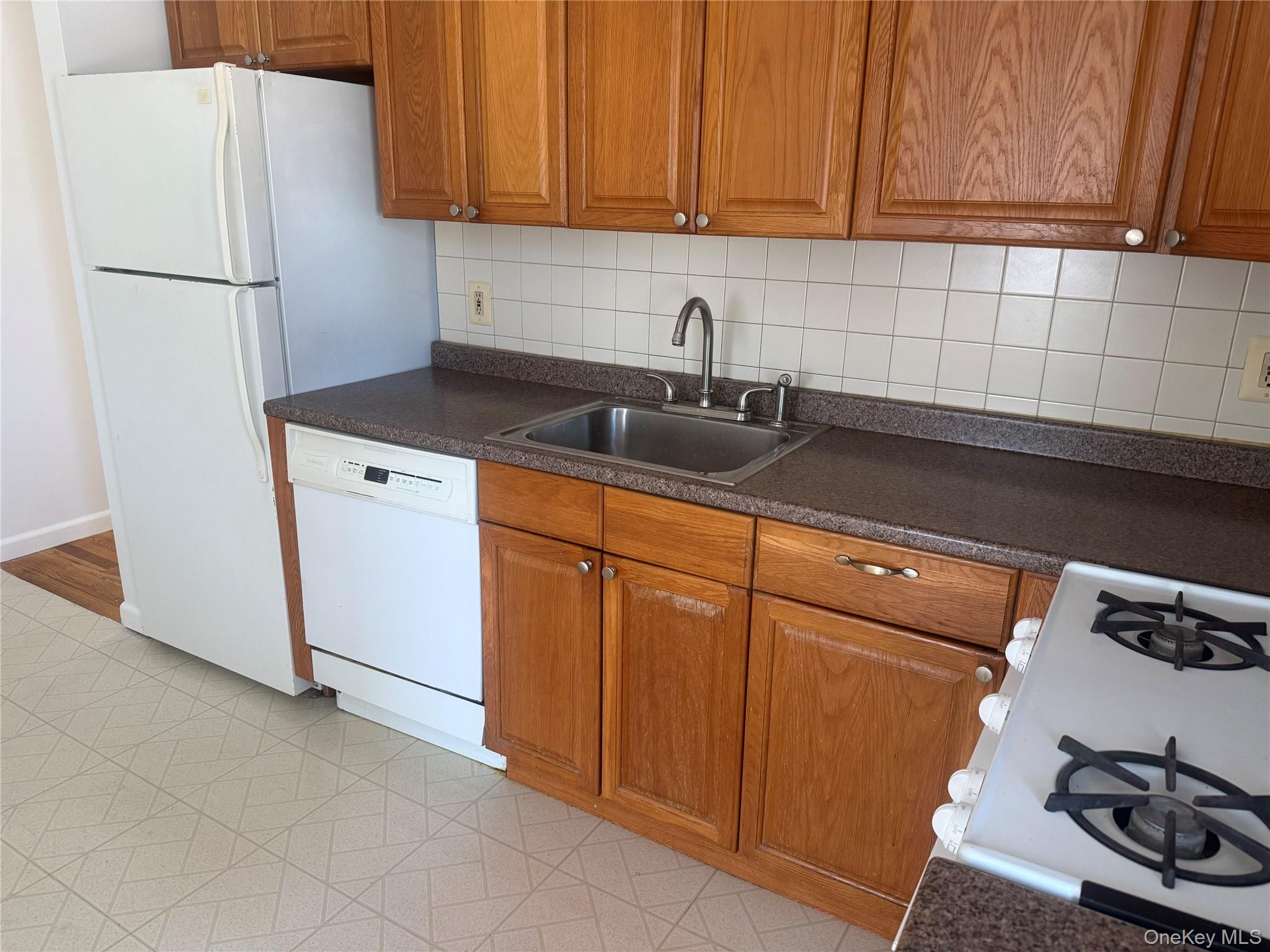 219 Manhattan Avenue