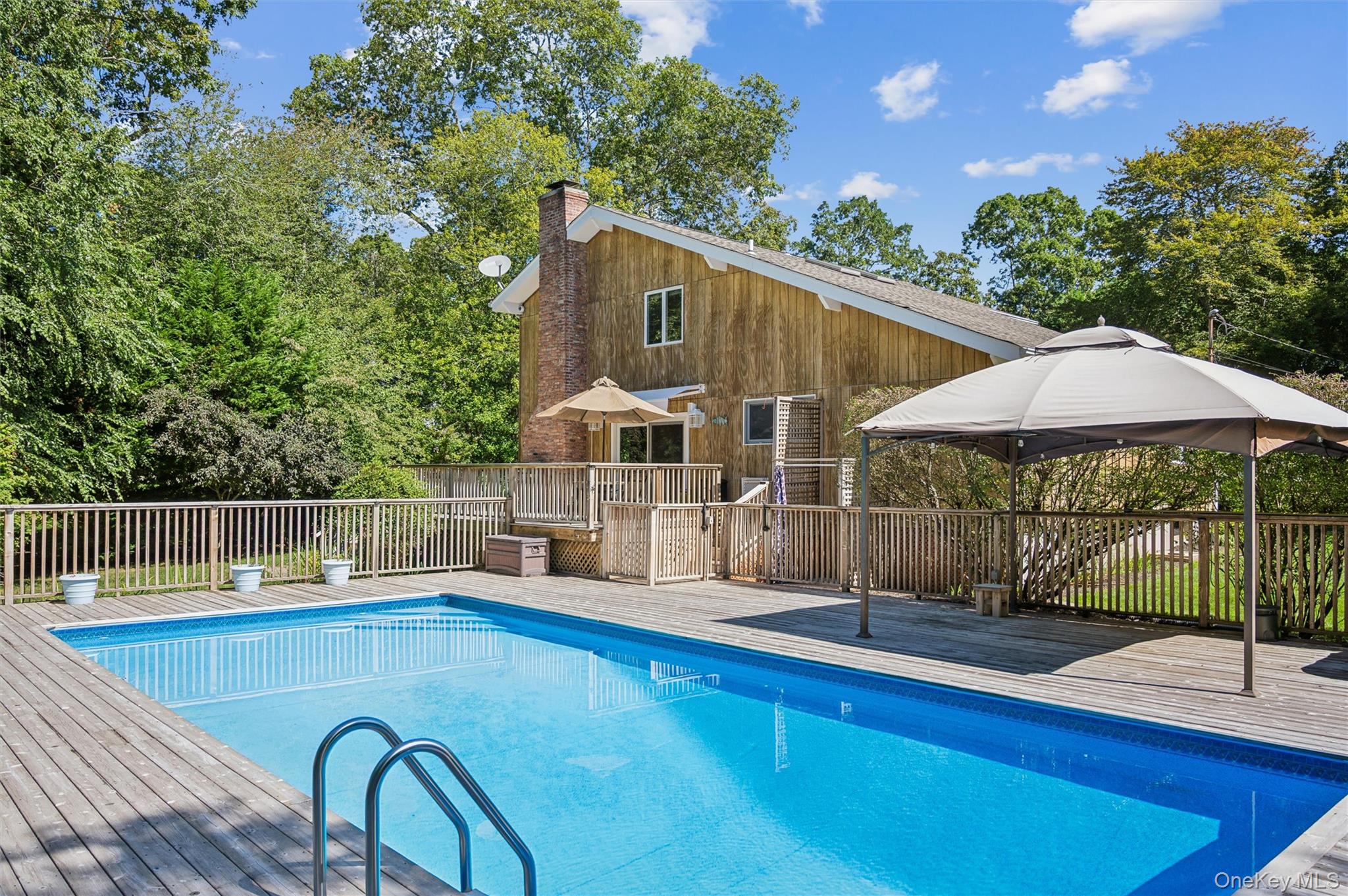 15 Windwood Court