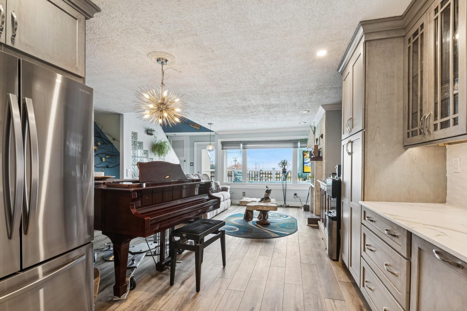 75 E Broadway #4A, Long Beach, New York image 6