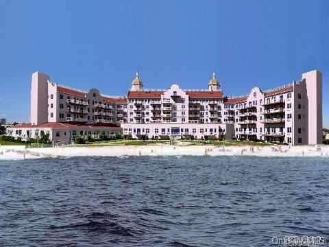 Photo of 2 Richmond Road #PH 6U, Lido Beach, NY 11561 (MLS # 915458)