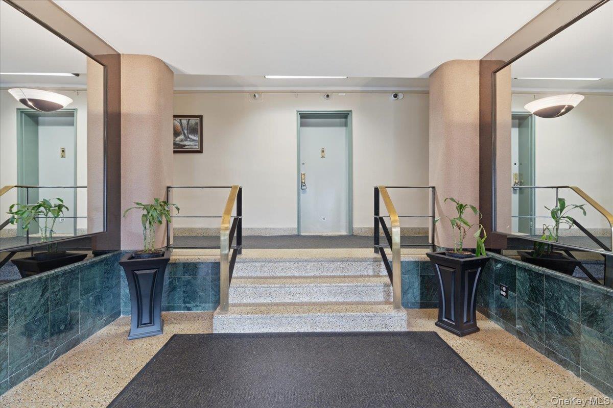 6692 Selfridge Street 4F