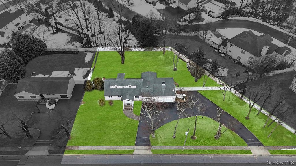 Photo of 105 Browns Road, Nesconset, NY 11767 (MLS # 968973)