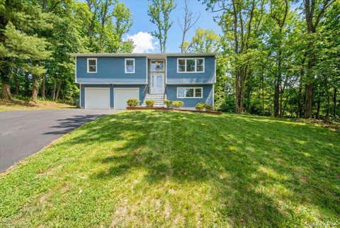 Homes For Sale - 204 Dahlia Drive<br/> Mahopac, NY 10541