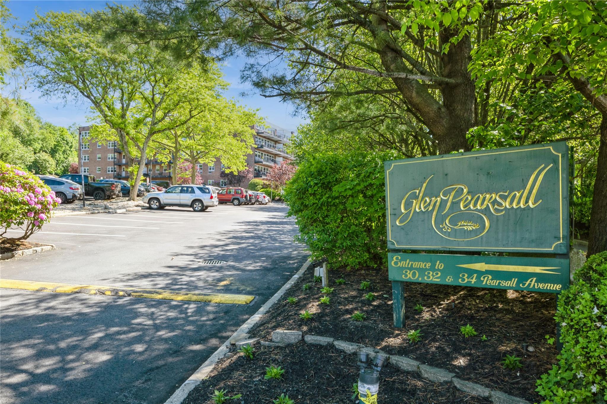 32 Pearsall Avenue #1C, Glen Cove, New York image 1