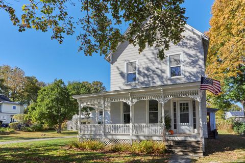 Homes For Sale - 107 E Market Street<br/> Rhinebeck, NY 12572