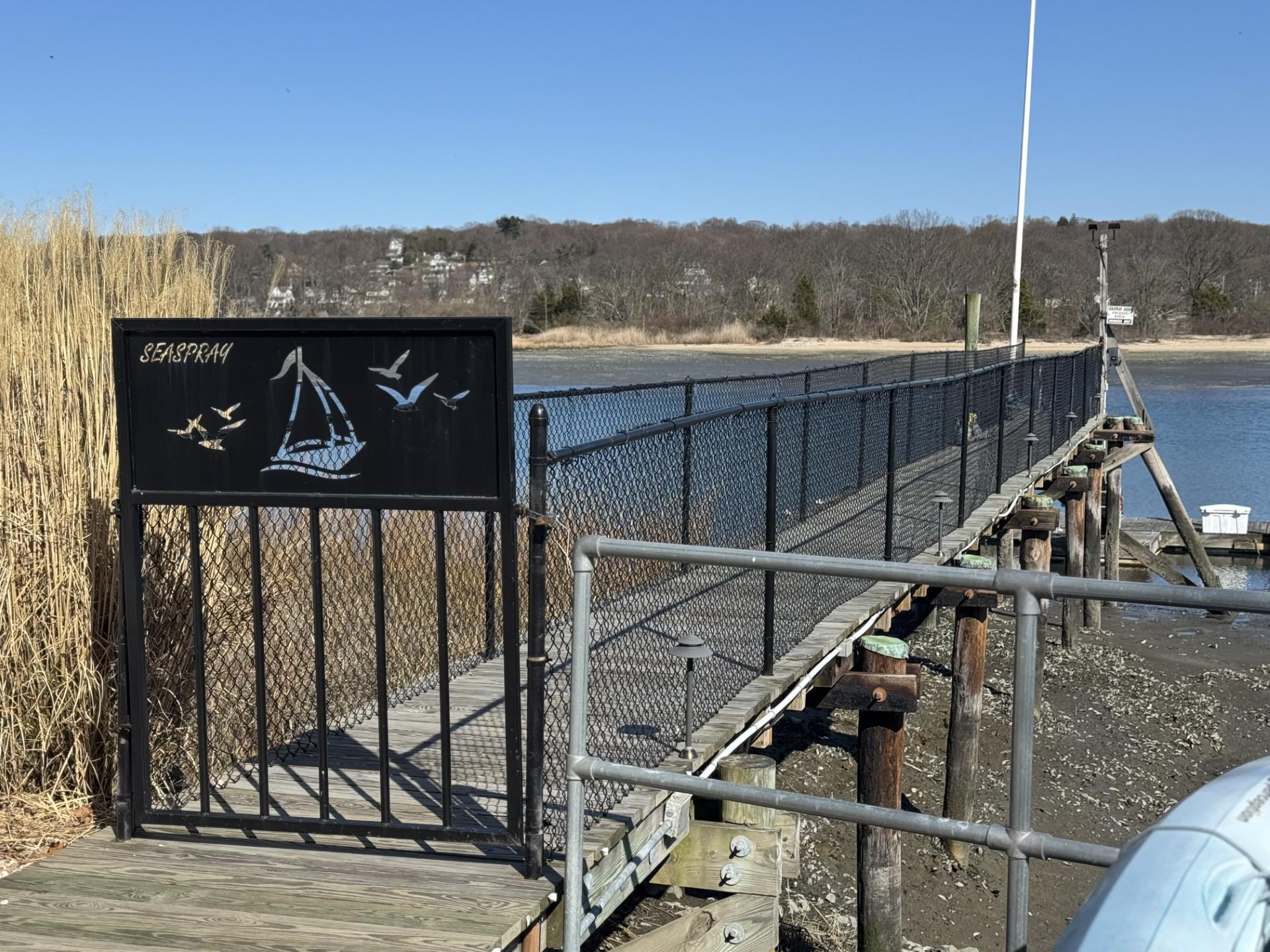 39 Sea Spray Drive, Centerport, New York image 22