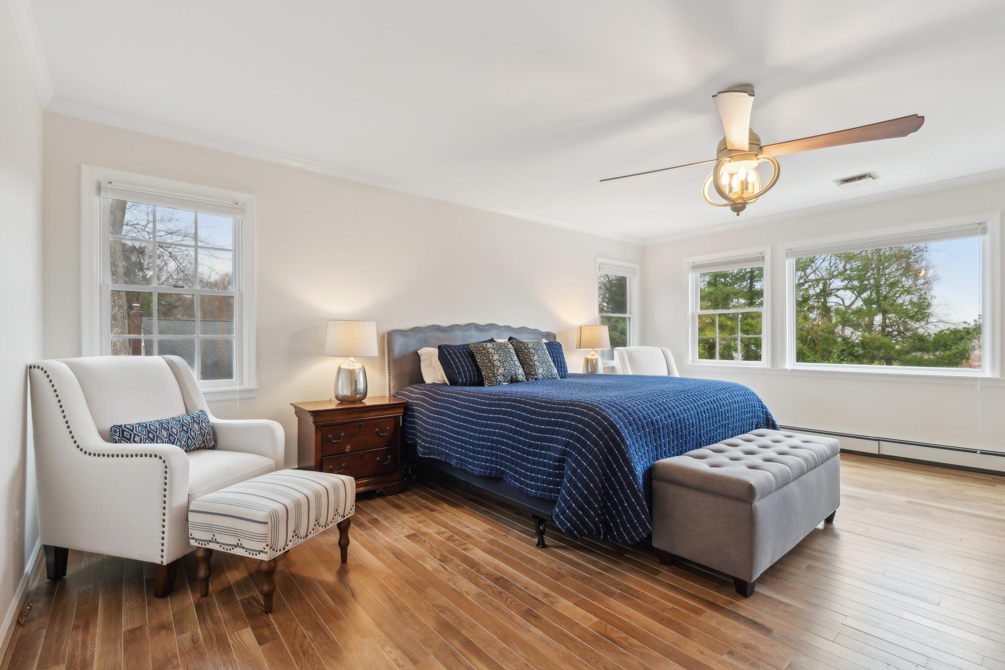39 Sea Spray Drive, Centerport, New York image 10