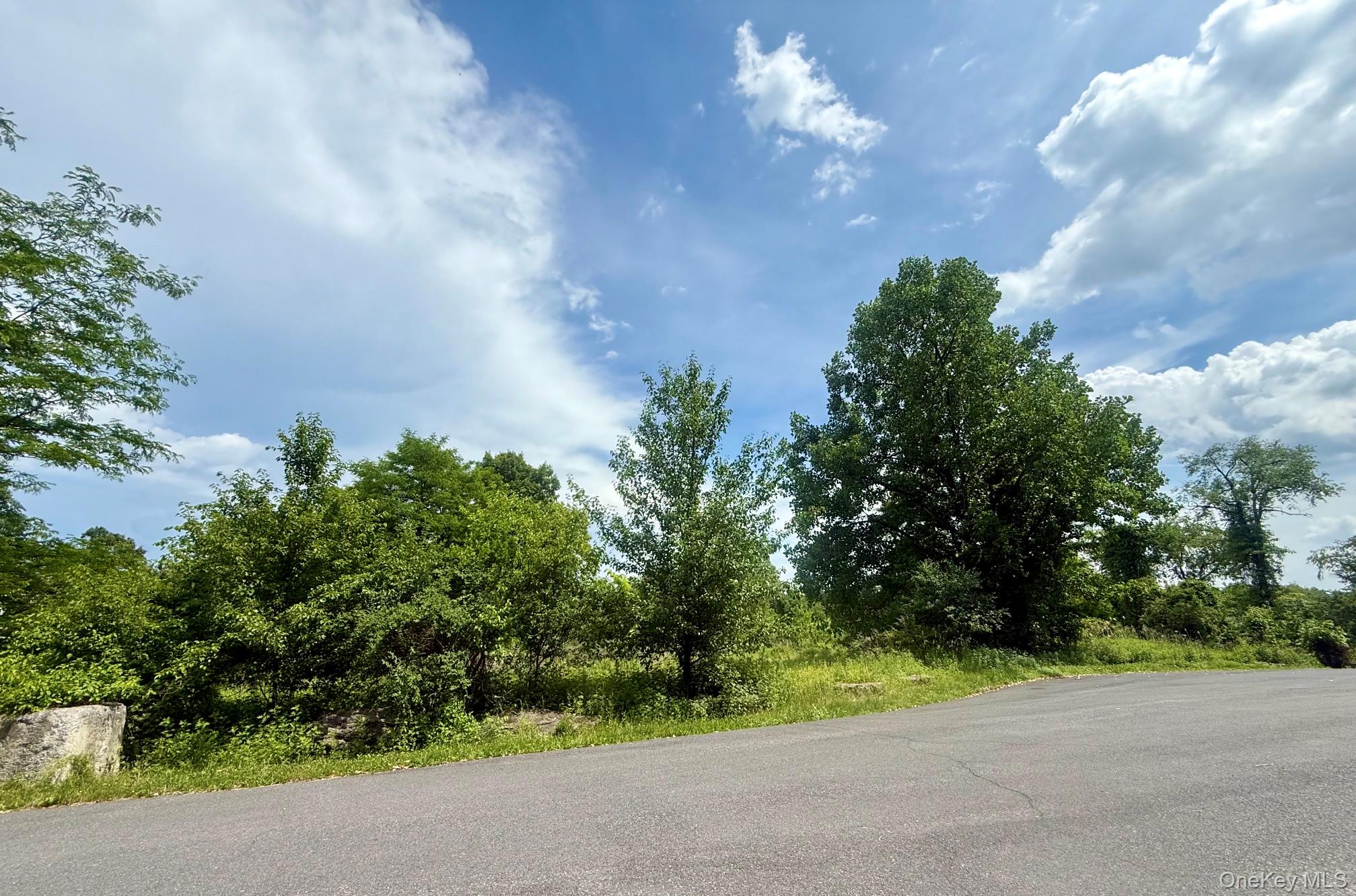 406 Country Club Lane