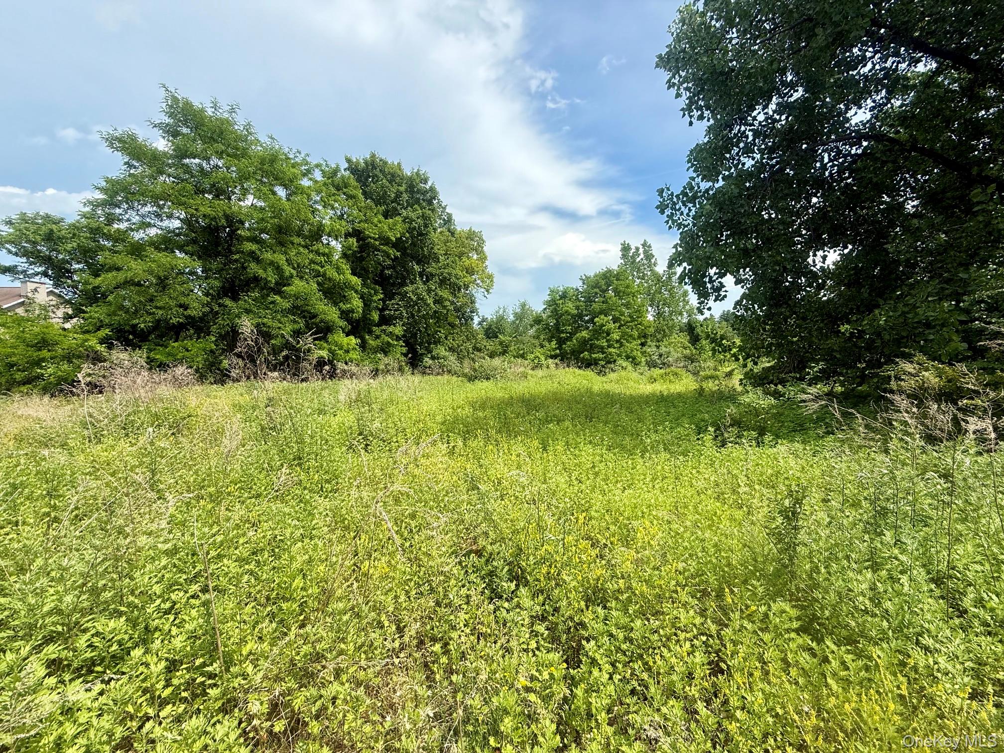 406 Country Club Lane