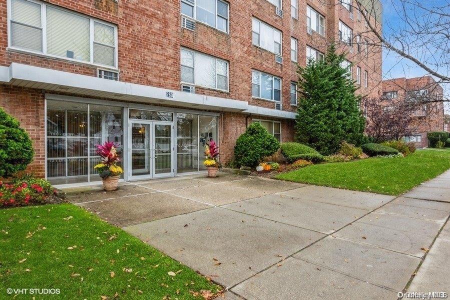 280 Guy Lombardo Avenue #5H