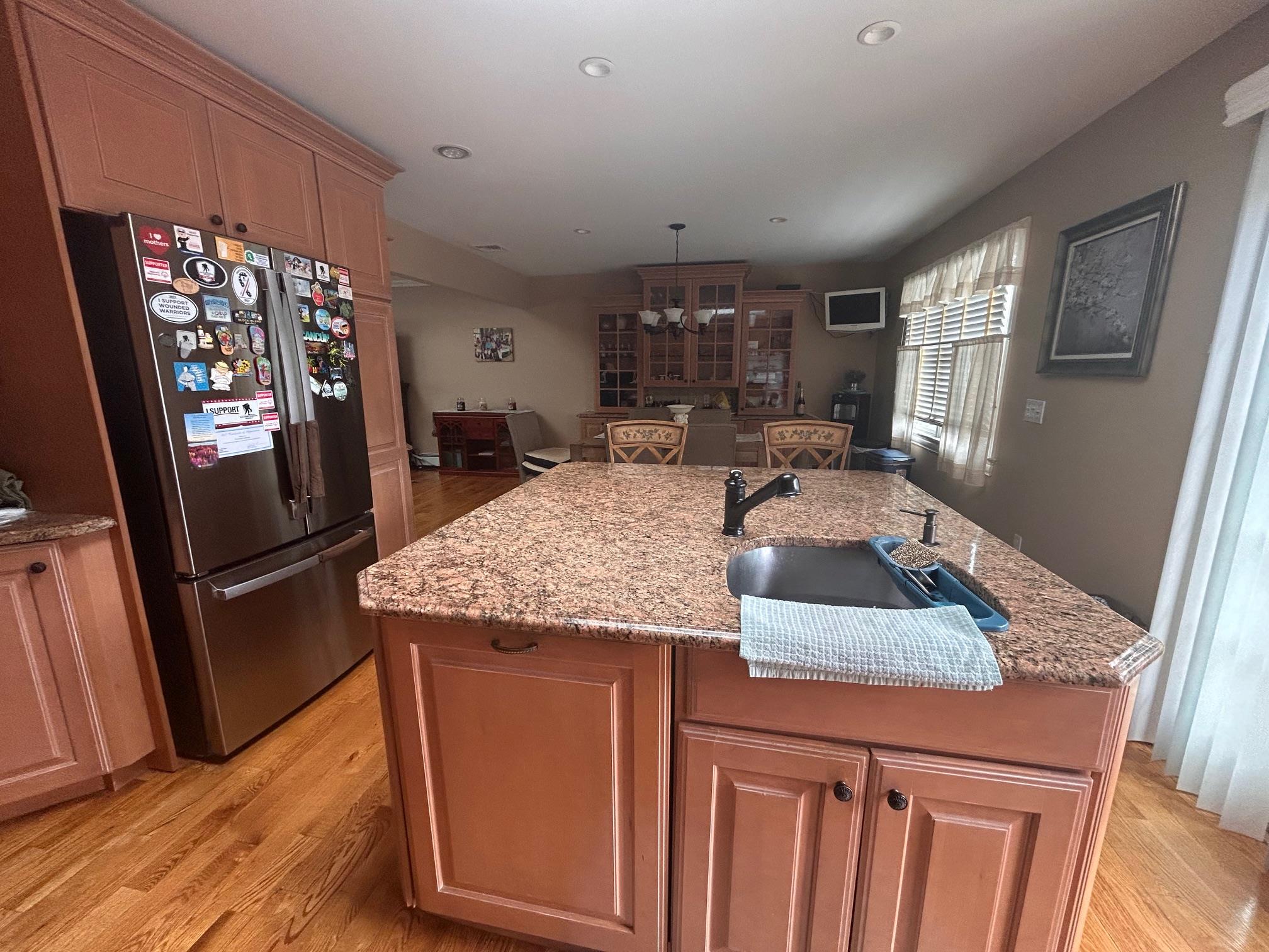 36 Shore Drive, Copiague, New York image 7