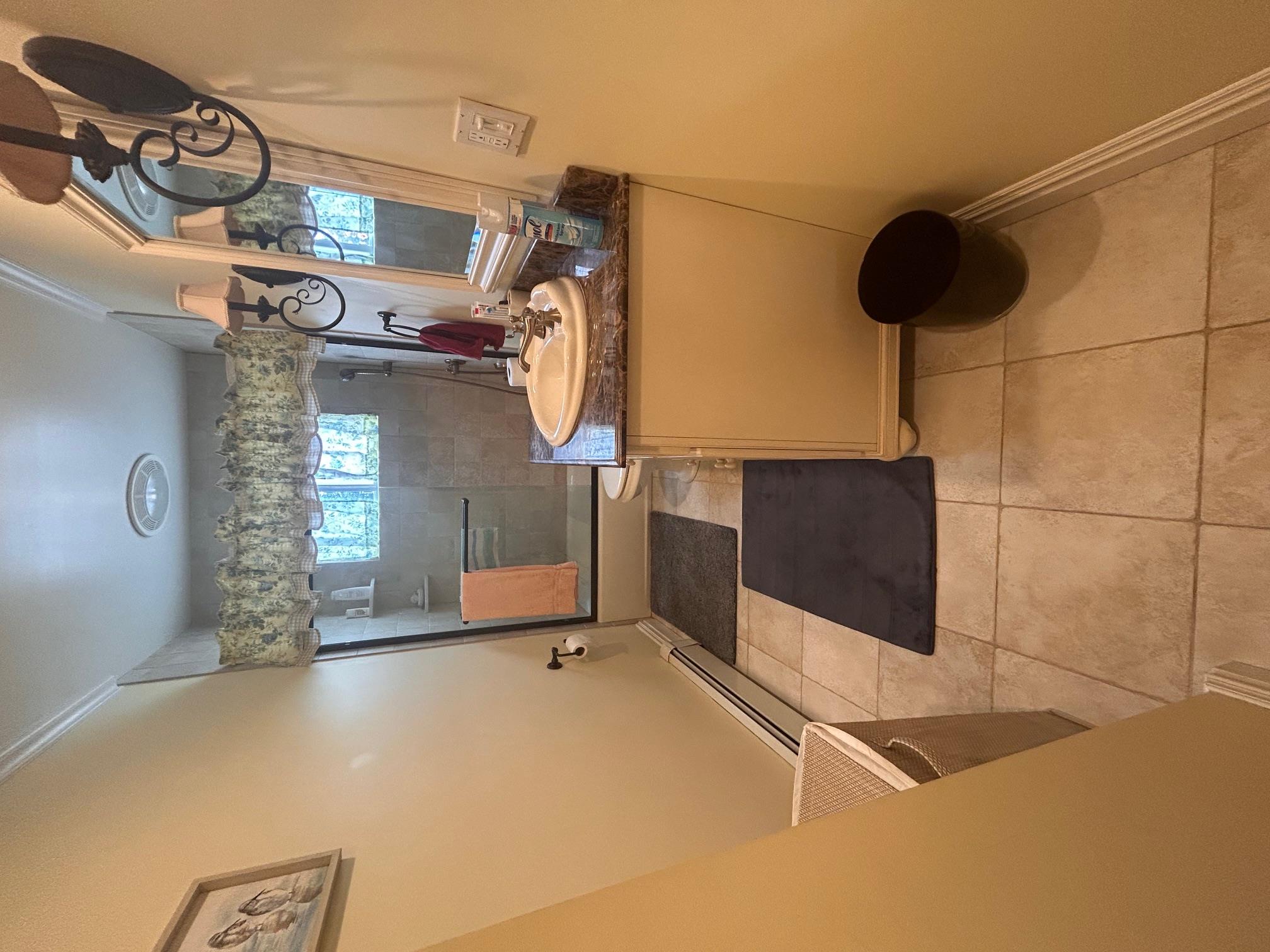 36 Shore Drive, Copiague, New York image 8