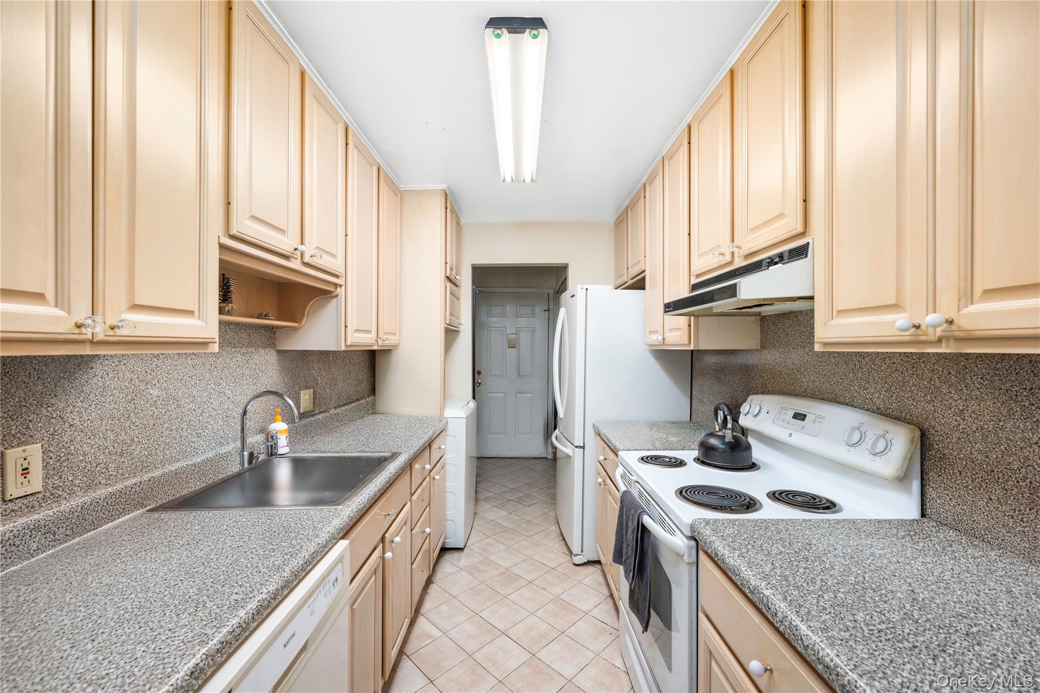 7 Loudon Drive 8