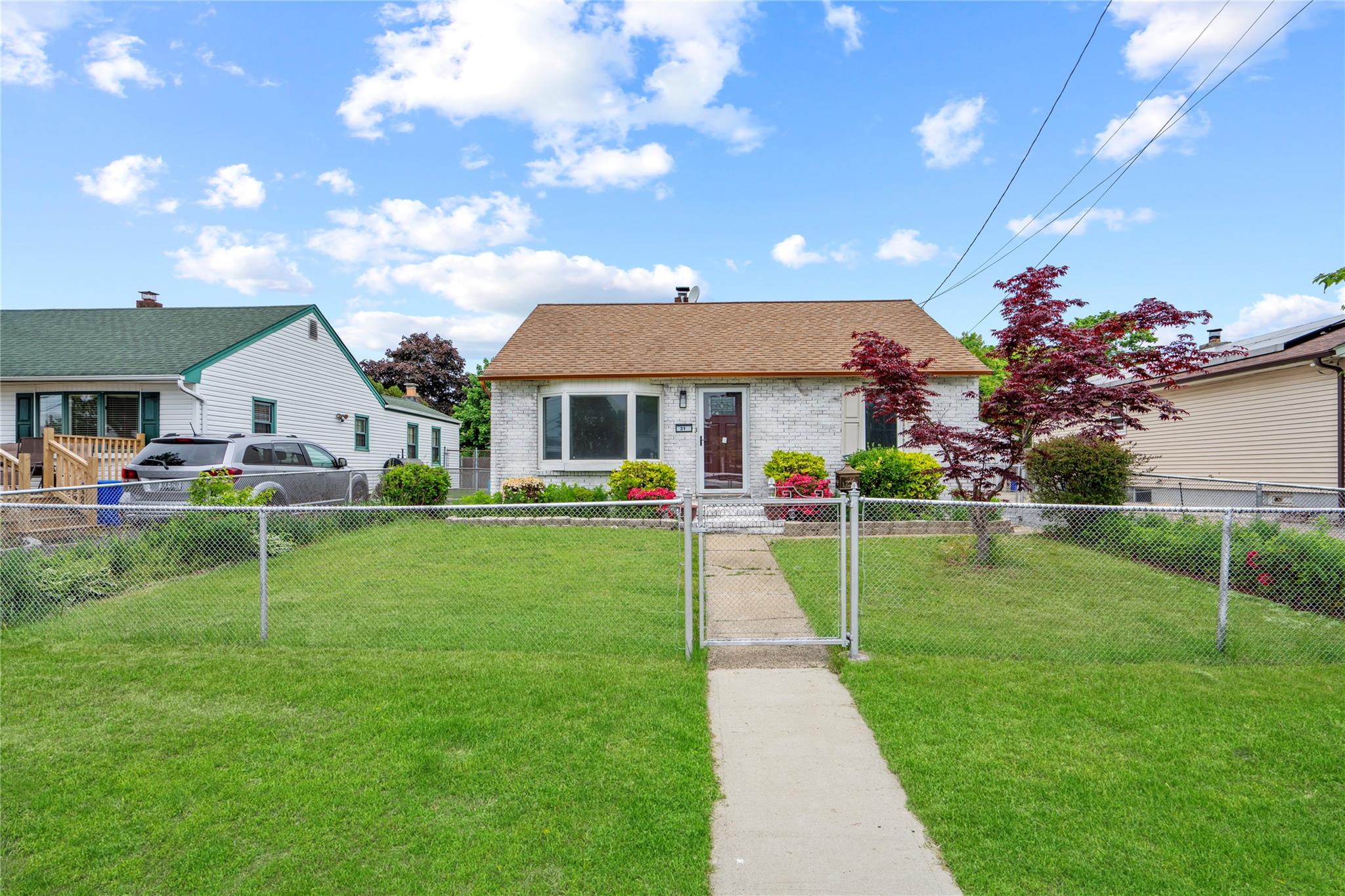 31 Brennan Place, Deer Park, New York image 5