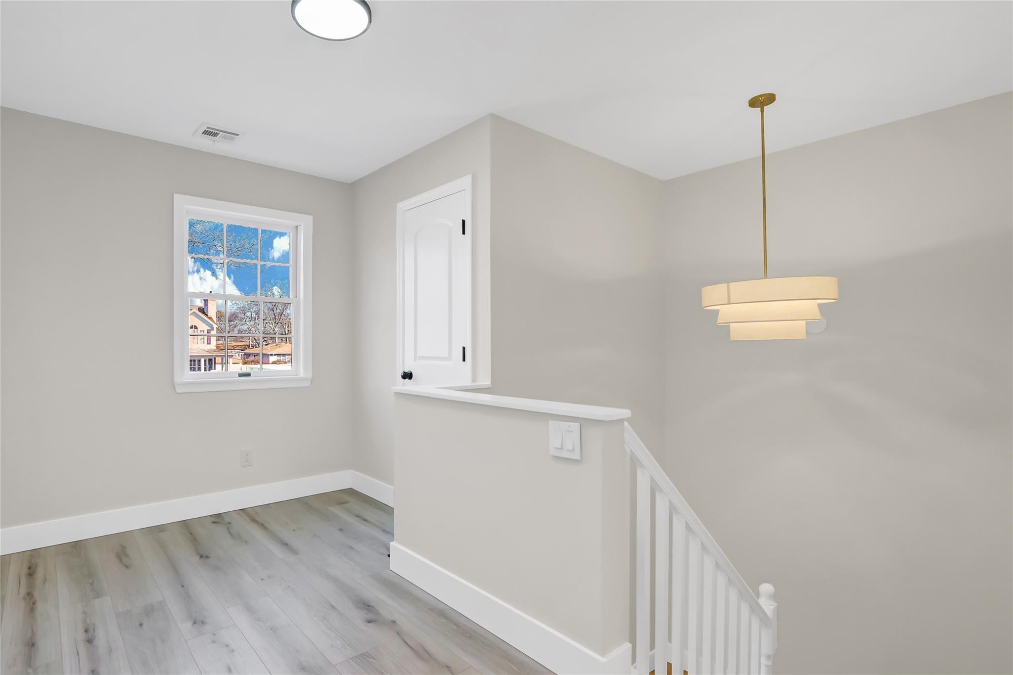 12 Pineway Avenue, Mastic Beach, New York image 15