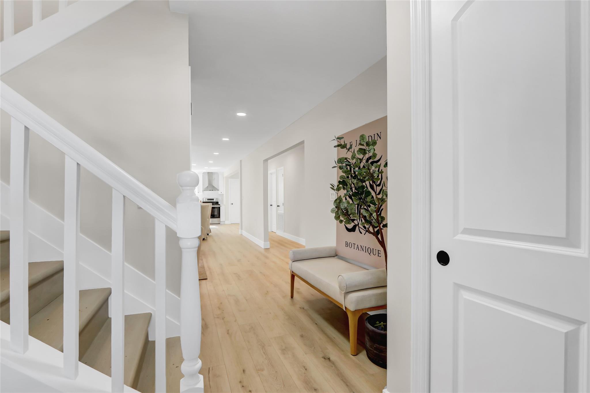 12 Pineway Avenue, Mastic Beach, New York image 4