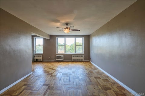 Homes For Sale - 355 BRONX RIVER RD Bronx River Road Rd #3G<br/> Westchester County, Yonkers, NY 10704
