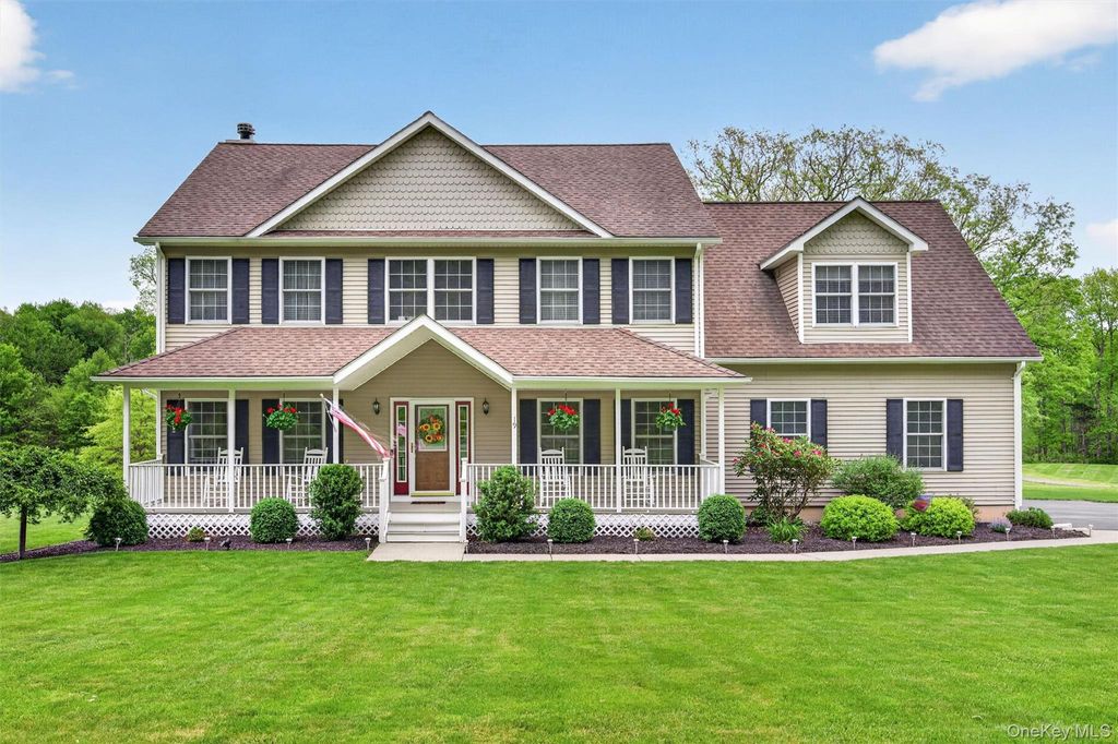Photo of 19 Pirog Road, Pine Bush, NY 12566 (MLS # 997794)