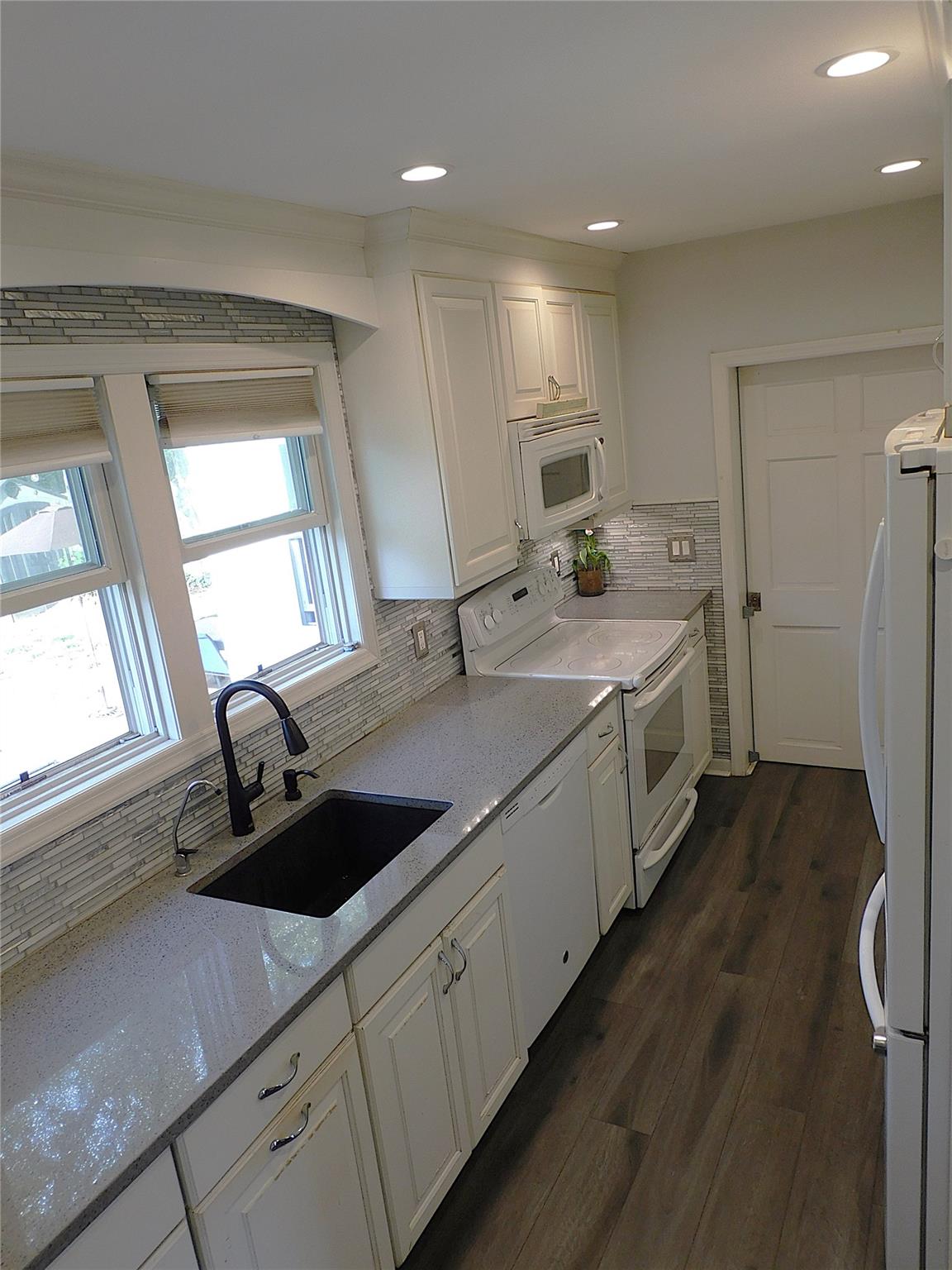 203 Lou Avenue, Kings Park, New York image 7