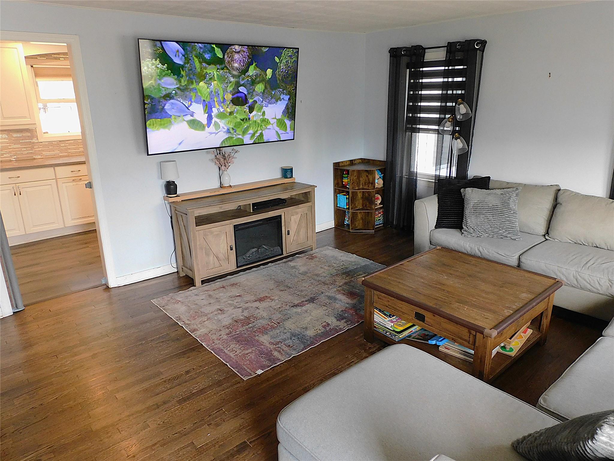 203 Lou Avenue, Kings Park, New York image 4