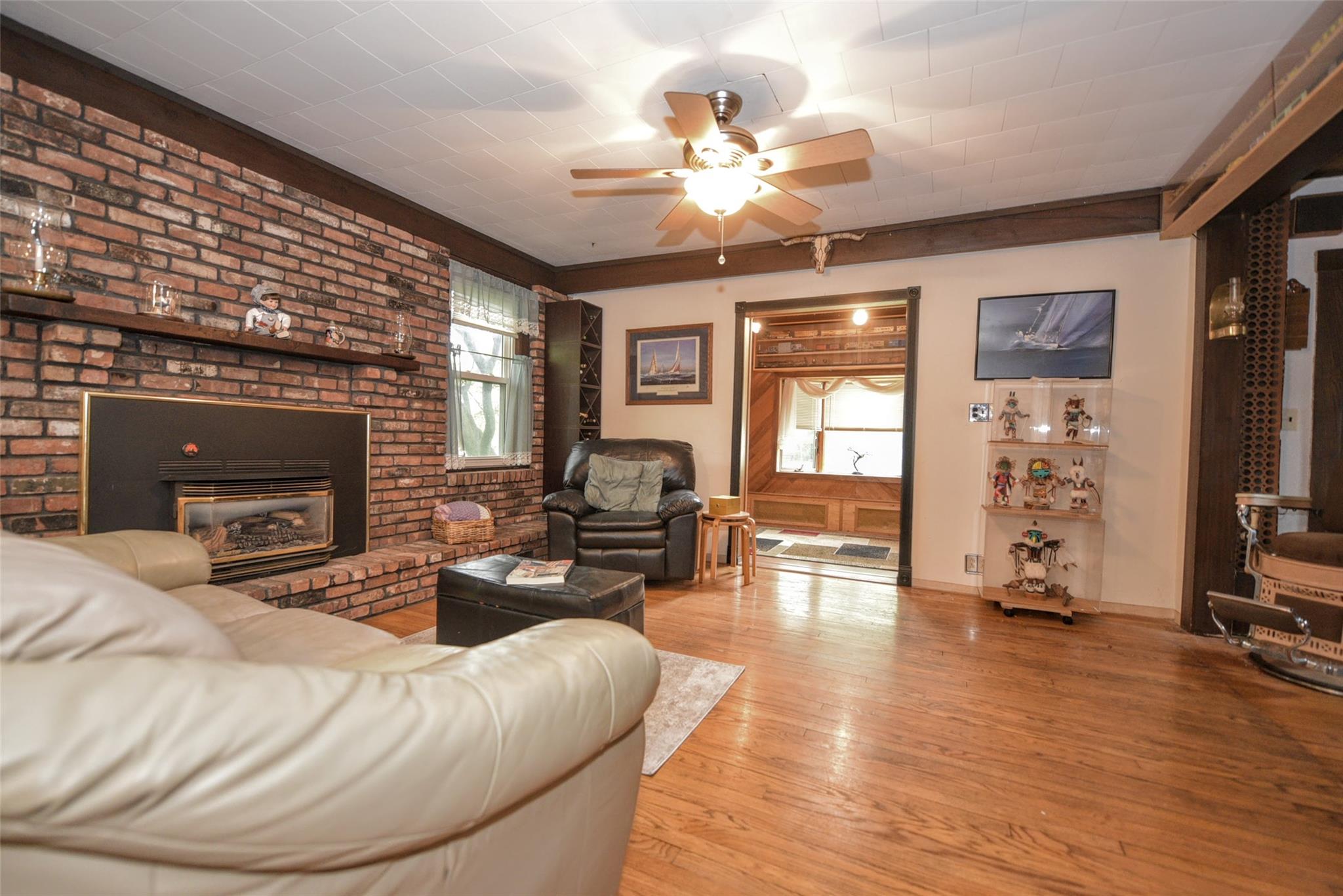 15 Hillside Avenue