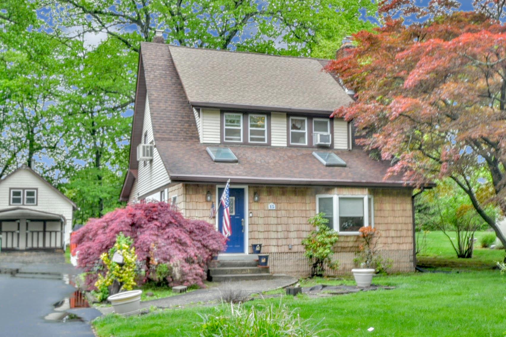 15 Hillside Avenue, Suffern, New York image 1